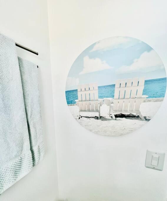 Paradise Hideaway Entire Guest Home Near Beach Клируотер Экстерьер фото